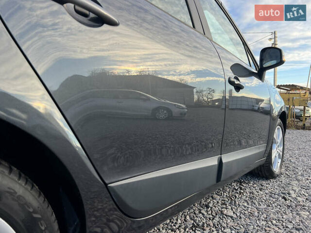Сірий Рено Сценік, об'ємом двигуна 1.6 л та пробігом 237 тис. км за 7650 $, фото 19 на Automoto.ua