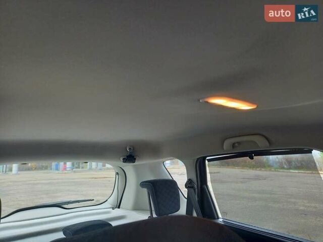 Серый Рено Сценик, объемом двигателя 1.46 л и пробегом 250 тыс. км за 5999 $, фото 41 на Automoto.ua