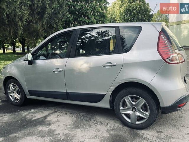 Рено Сценик 2010 в Ровно на Automoto.ua Серый Рено Сценик, объемом двигателя 1.4 л и пробегом 164 тыс. км за 5500 $, фото 9 на Automoto.ua