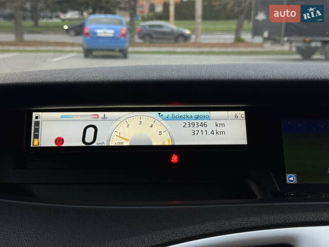 Серый Рено Сценик, объемом двигателя 1.5 л и пробегом 239 тыс. км за 6850 $, фото 25 на Automoto.ua