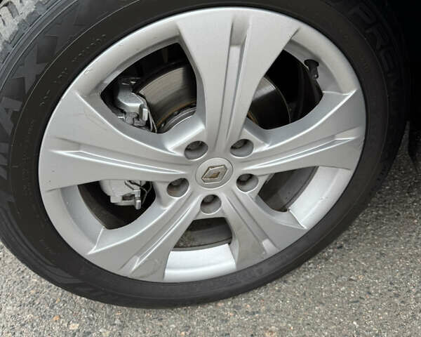 Серый Рено Сценик, объемом двигателя 1.6 л и пробегом 210 тыс. км за 7500 $, фото 19 на Automoto.ua