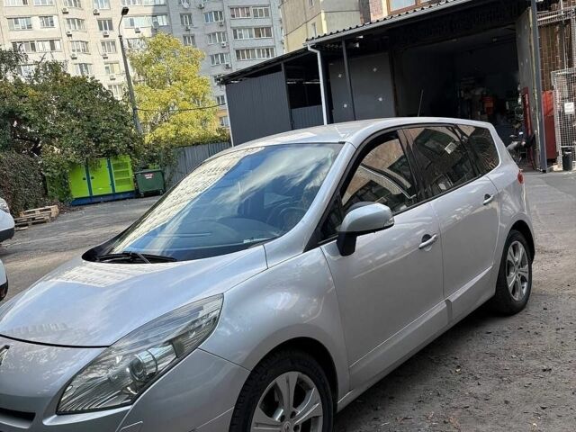 Сірий Рено Сценік, об'ємом двигуна 2 л та пробігом 260 тис. км за 6700 $, фото 8 на Automoto.ua