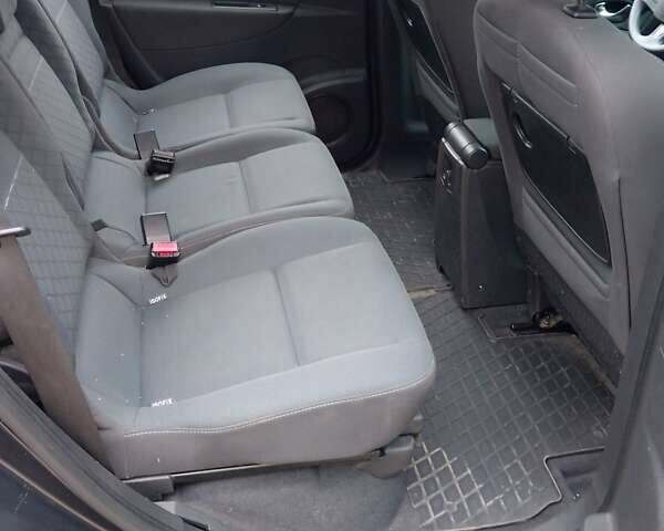 Серый Рено Сценик, объемом двигателя 1.46 л и пробегом 245 тыс. км за 7300 $, фото 10 на Automoto.ua