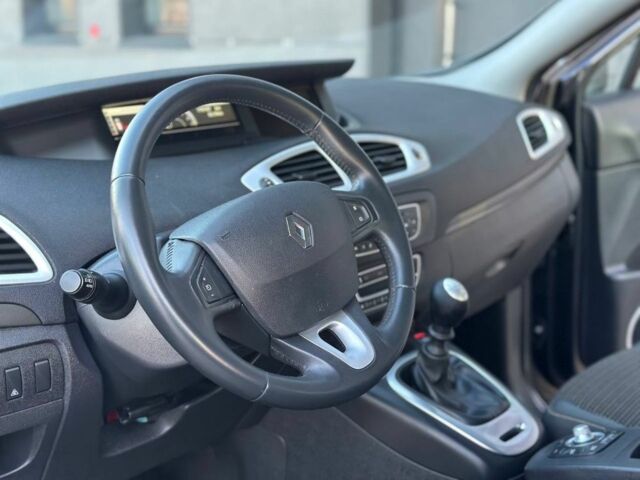 Сірий Рено Сценік, об'ємом двигуна 1.4 л та пробігом 179 тис. км за 6399 $, фото 6 на Automoto.ua