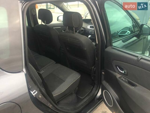 Сірий Рено Сценік, об'ємом двигуна 2 л та пробігом 256 тис. км за 7500 $, фото 10 на Automoto.ua