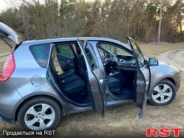 Сірий Рено Сценік, об'ємом двигуна 1.9 л та пробігом 265 тис. км за 7800 $, фото 2 на Automoto.ua