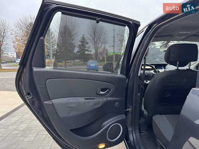 Серый Рено Сценик, объемом двигателя 1.5 л и пробегом 239 тыс. км за 6850 $, фото 21 на Automoto.ua