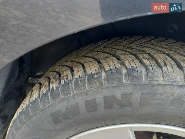 Серый Рено Сценик, объемом двигателя 1.46 л и пробегом 250 тыс. км за 5999 $, фото 17 на Automoto.ua