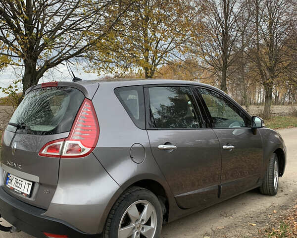 Серый Рено Сценик, объемом двигателя 1.87 л и пробегом 280 тыс. км за 7200 $, фото 3 на Automoto.ua