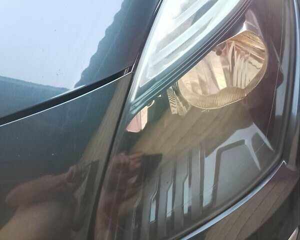 Рено Сценик 2010 в Владимирце на Automoto.ua Серый Рено Сценик, объемом двигателя 1.5 л и пробегом 256 тыс. км за 6000 $, фото 22 на Automoto.ua