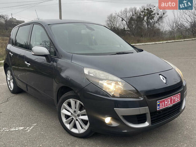 Сірий Рено Сценік, об'ємом двигуна 1.6 л та пробігом 237 тис. км за 7900 $, фото 7 на Automoto.ua