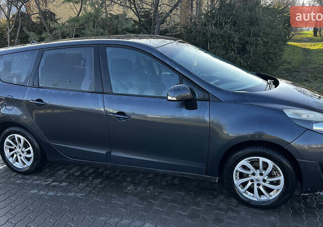 Серый Рено Сценик, объемом двигателя 1.46 л и пробегом 310 тыс. км за 6675 $, фото 15 на Automoto.ua