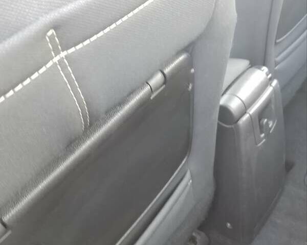 Рено Сценик 2010 в Владимирце на Automoto.ua Серый Рено Сценик, объемом двигателя 1.5 л и пробегом 256 тыс. км за 6000 $, фото 17 на Automoto.ua