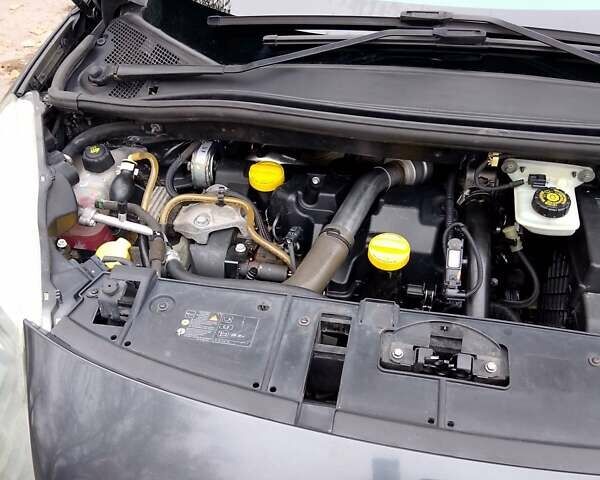 Серый Рено Сценик, объемом двигателя 1.46 л и пробегом 245 тыс. км за 7300 $, фото 18 на Automoto.ua