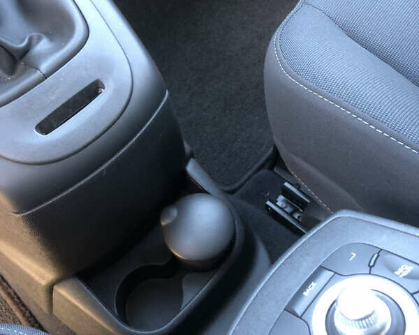 Серый Рено Сценик, объемом двигателя 1.4 л и пробегом 216 тыс. км за 5999 $, фото 23 на Automoto.ua