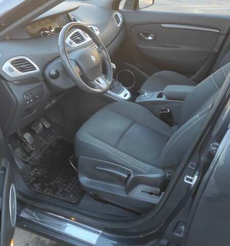 Серый Рено Сценик, объемом двигателя 1.5 л и пробегом 239 тыс. км за 7799 $, фото 6 на Automoto.ua