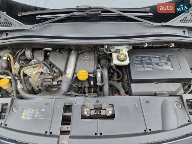 Серый Рено Сценик, объемом двигателя 1.5 л и пробегом 145 тыс. км за 8100 $, фото 13 на Automoto.ua