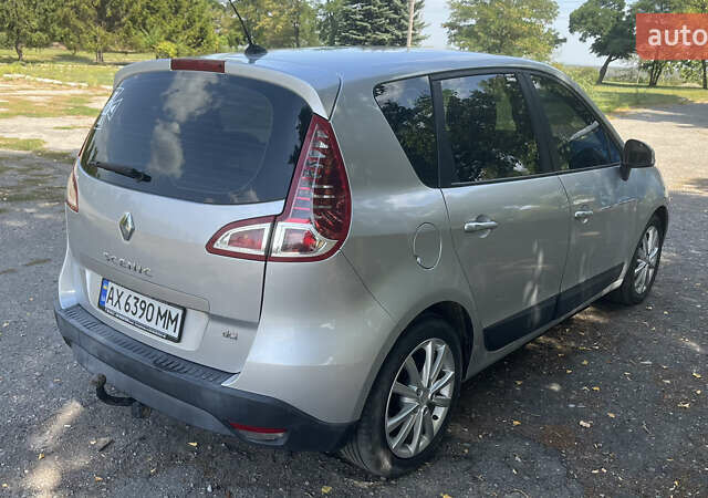 Сірий Рено Сценік, об'ємом двигуна 1.46 л та пробігом 301 тис. км за 7500 $, фото 1 на Automoto.ua
