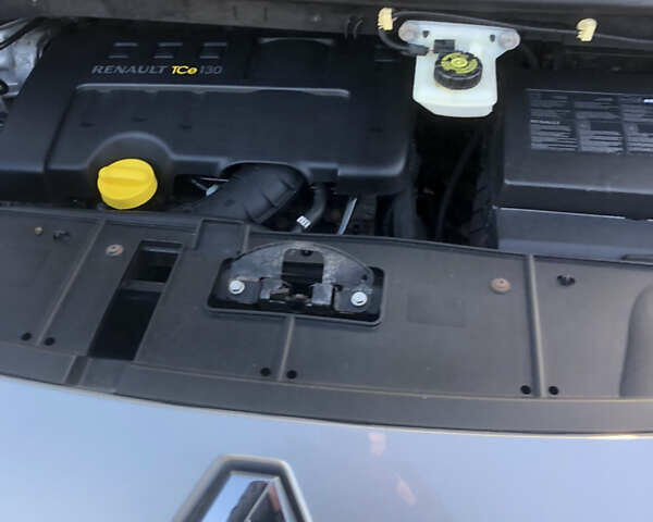 Серый Рено Сценик, объемом двигателя 1.4 л и пробегом 216 тыс. км за 5999 $, фото 31 на Automoto.ua