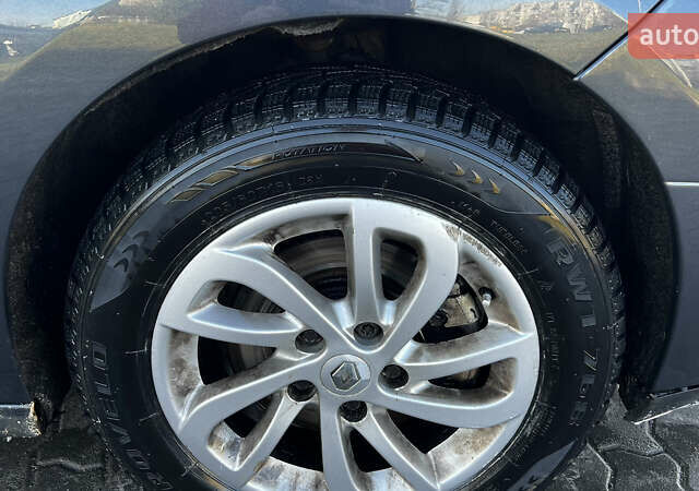 Серый Рено Сценик, объемом двигателя 1.46 л и пробегом 310 тыс. км за 6675 $, фото 14 на Automoto.ua