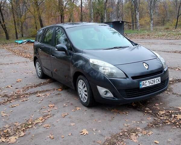 Серый Рено Сценик, объемом двигателя 1.46 л и пробегом 245 тыс. км за 7300 $, фото 7 на Automoto.ua
