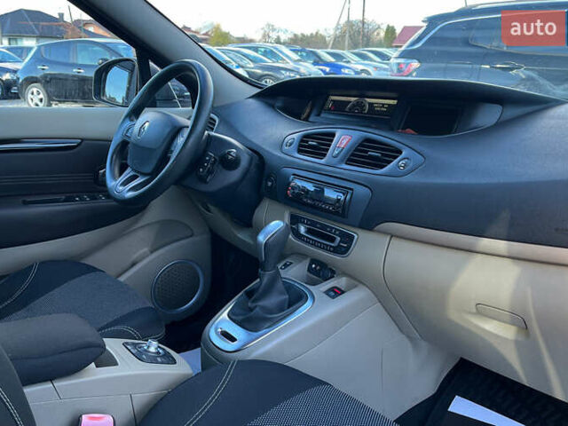 Серый Рено Сценик, объемом двигателя 1.46 л и пробегом 168 тыс. км за 8000 $, фото 11 на Automoto.ua