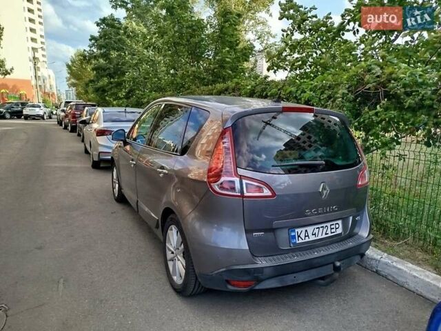 Рено Сценик 2010 в Киеве на Automoto.ua Серый Рено Сценик, объемом двигателя 1.5 л и пробегом 320 тыс. км за 7499 $, фото 2 на Automoto.ua