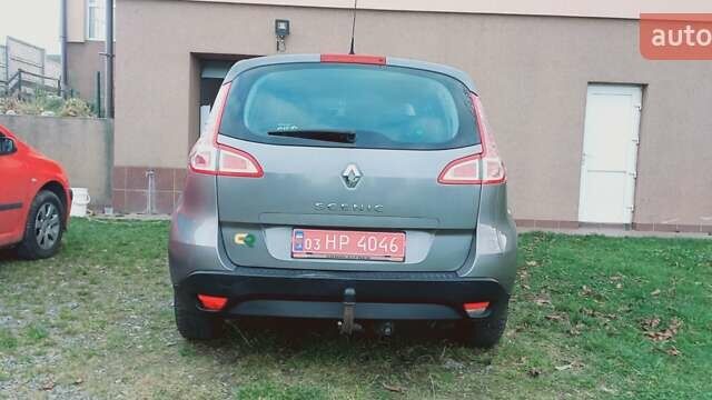 Серый Рено Сценик, объемом двигателя 1.6 л и пробегом 173 тыс. км за 6500 $, фото 3 на Automoto.ua