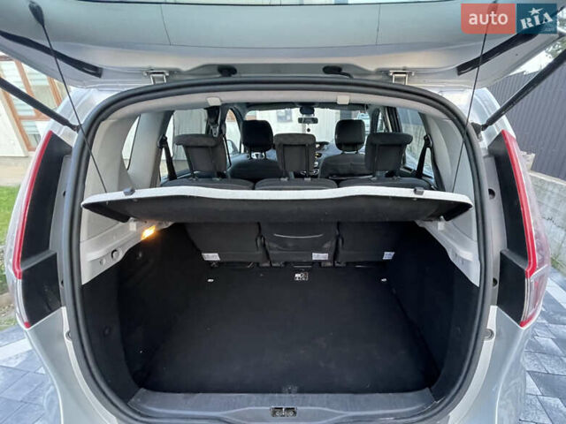 Рено Сценик 2010 в Ровно на Automoto.ua Серый Рено Сценик, объемом двигателя 1.4 л и пробегом 164 тыс. км за 5500 $, фото 22 на Automoto.ua