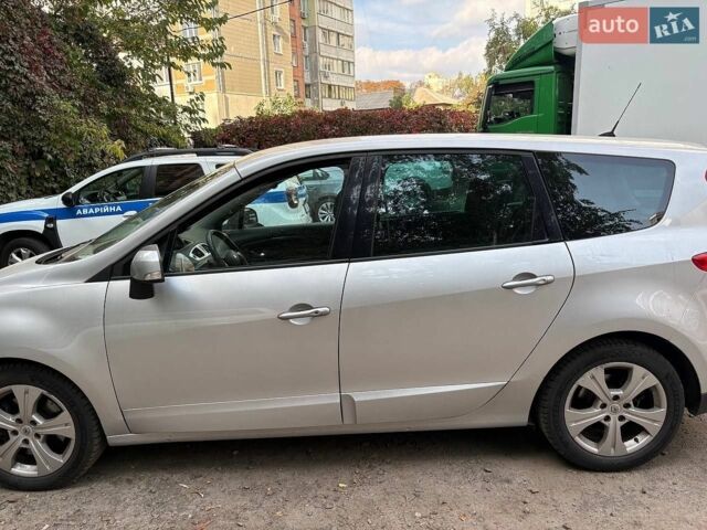 Сірий Рено Сценік, об'ємом двигуна 2 л та пробігом 260 тис. км за 6700 $, фото 2 на Automoto.ua