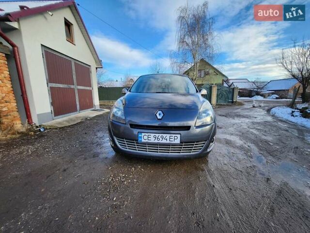 Серый Рено Сценик, объемом двигателя 1.46 л и пробегом 224 тыс. км за 7300 $, фото 4 на Automoto.ua