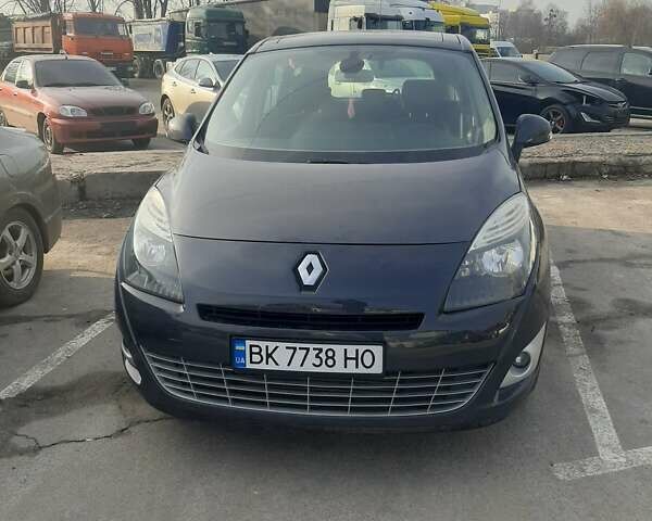 Сірий Рено Сценік, об'ємом двигуна 1.46 л та пробігом 300 тис. км за 6500 $, фото 3 на Automoto.ua