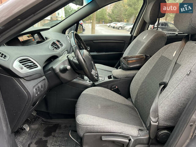 Серый Рено Сценик, объемом двигателя 1.5 л и пробегом 237 тыс. км за 5800 $, фото 22 на Automoto.ua