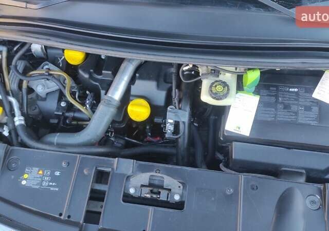 Серый Рено Сценик, объемом двигателя 1.5 л и пробегом 239 тыс. км за 7799 $, фото 5 на Automoto.ua