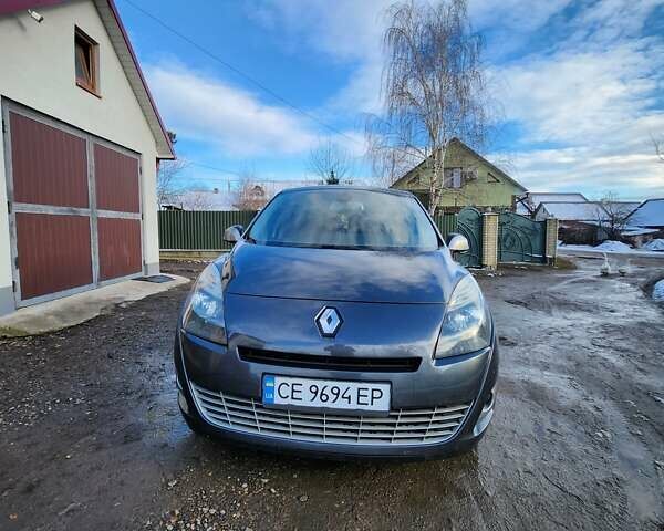 Серый Рено Сценик, объемом двигателя 1.46 л и пробегом 224 тыс. км за 7300 $, фото 3 на Automoto.ua