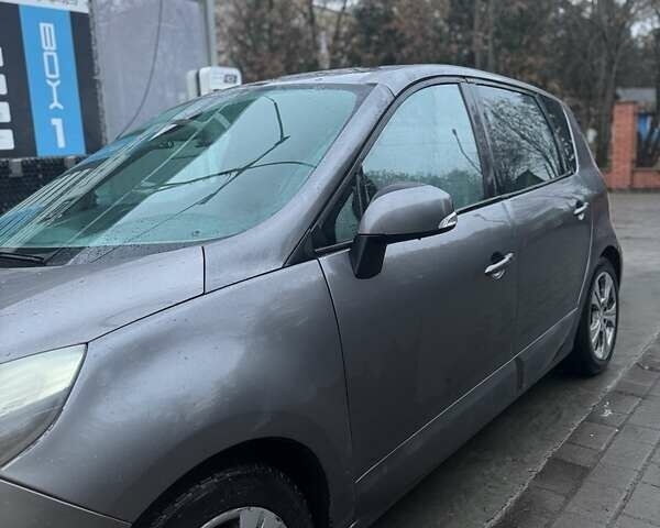 Серый Рено Сценик, объемом двигателя 1.87 л и пробегом 215 тыс. км за 6000 $, фото 6 на Automoto.ua