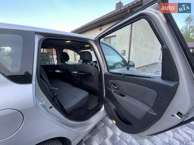 Рено Сценик 2010 в Ровно на Automoto.ua Серый Рено Сценик, объемом двигателя 1.4 л и пробегом 164 тыс. км за 5500 $, фото 15 на Automoto.ua