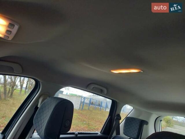 Серый Рено Сценик, объемом двигателя 1.46 л и пробегом 250 тыс. км за 5999 $, фото 24 на Automoto.ua