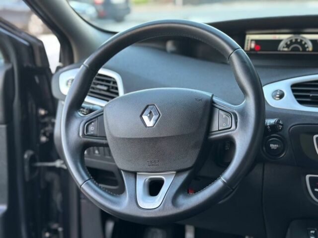 Сірий Рено Сценік, об'ємом двигуна 1.4 л та пробігом 179 тис. км за 6399 $, фото 16 на Automoto.ua