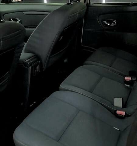 Рено Сценік 2010 у Миколаєві на Automoto.ua Сірий Рено Сценік, об'ємом двигуна 1.46 л та пробігом 256 тис. км за 6600 $, фото 9 на Automoto.ua