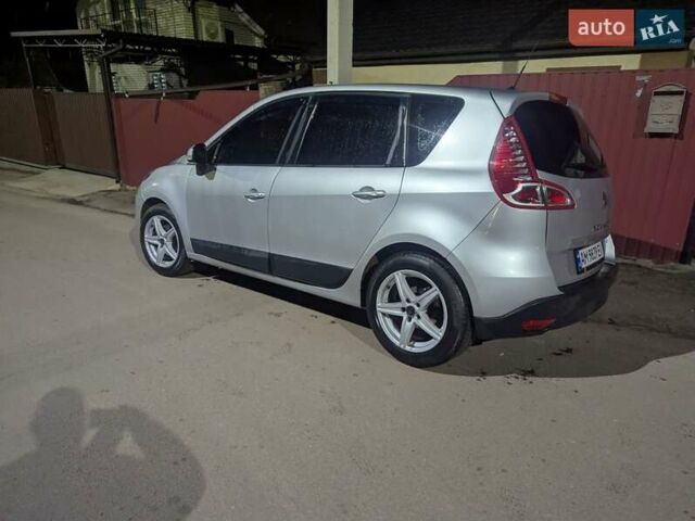 Серый Рено Сценик, объемом двигателя 1.46 л и пробегом 264 тыс. км за 7000 $, фото 6 на Automoto.ua