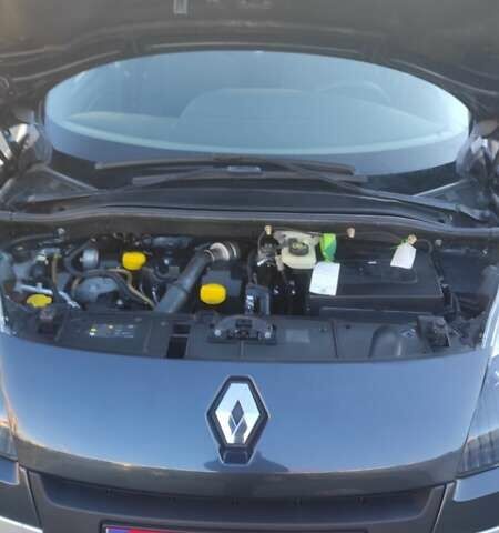 Серый Рено Сценик, объемом двигателя 1.5 л и пробегом 239 тыс. км за 7799 $, фото 8 на Automoto.ua