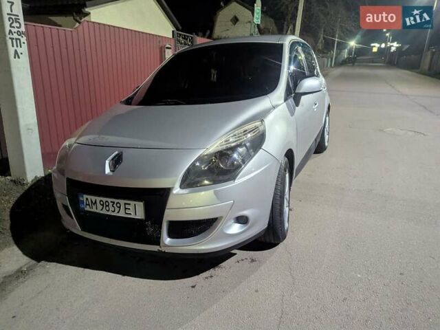 Серый Рено Сценик, объемом двигателя 1.46 л и пробегом 264 тыс. км за 7000 $, фото 3 на Automoto.ua