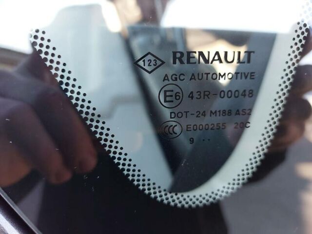 Серый Рено Сценик, объемом двигателя 1.5 л и пробегом 188 тыс. км за 7600 $, фото 68 на Automoto.ua