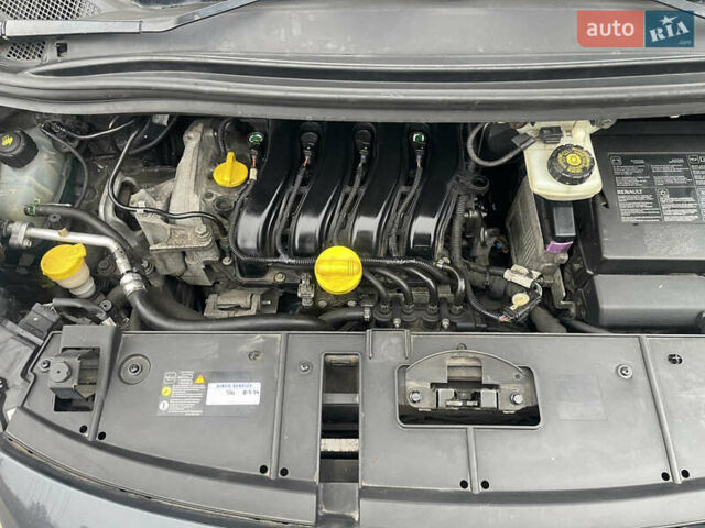 Сірий Рено Сценік, об'ємом двигуна 1.6 л та пробігом 237 тис. км за 7900 $, фото 9 на Automoto.ua