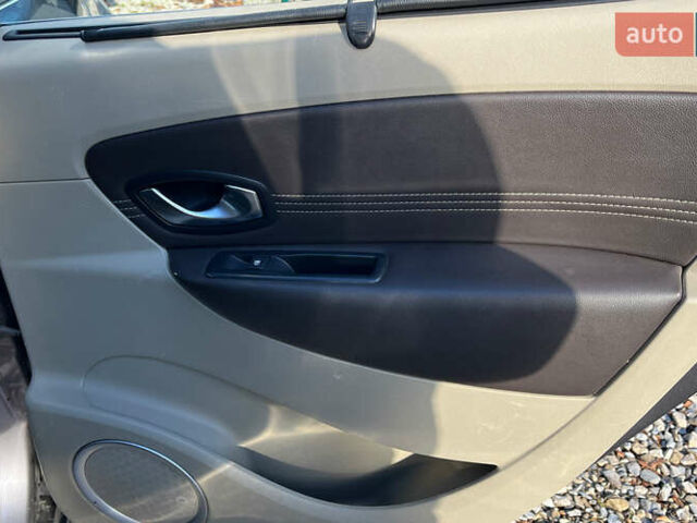 Серый Рено Сценик, объемом двигателя 1.46 л и пробегом 168 тыс. км за 8000 $, фото 22 на Automoto.ua