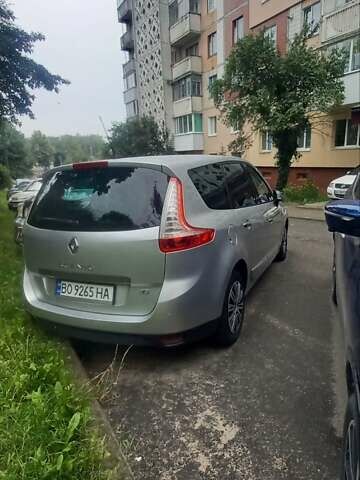 Серый Рено Сценик, объемом двигателя 1.46 л и пробегом 206 тыс. км за 7200 $, фото 16 на Automoto.ua