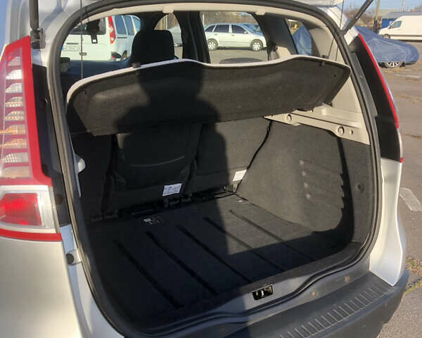 Серый Рено Сценик, объемом двигателя 1.4 л и пробегом 216 тыс. км за 5999 $, фото 10 на Automoto.ua