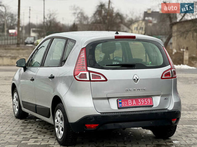 Серый Рено Сценик, объемом двигателя 1.5 л и пробегом 218 тыс. км за 6550 $, фото 17 на Automoto.ua