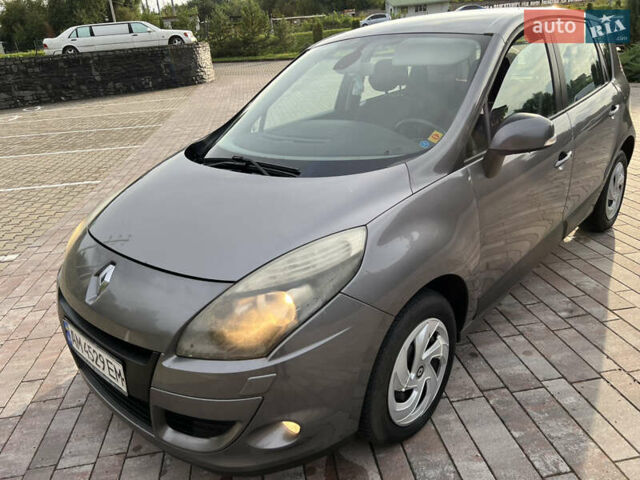 Сірий Рено Сценік, об'ємом двигуна 1.46 л та пробігом 290 тис. км за 6200 $, фото 10 на Automoto.ua